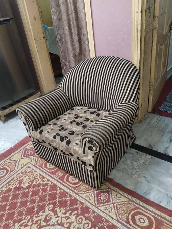 Sofa Set 5 Seater 2