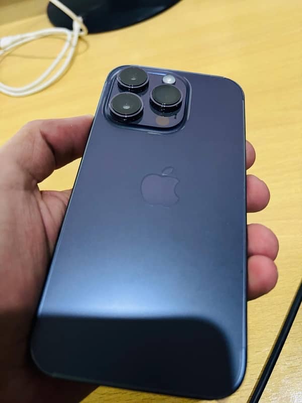 Iphone 14 pro with box 0