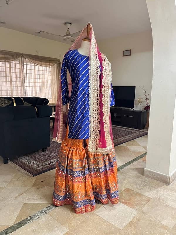 mendhi dress 1