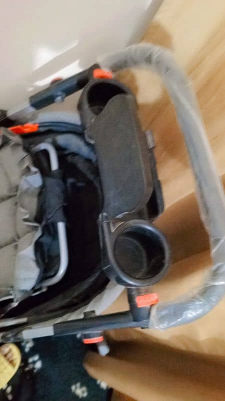 baby stroller like new 5