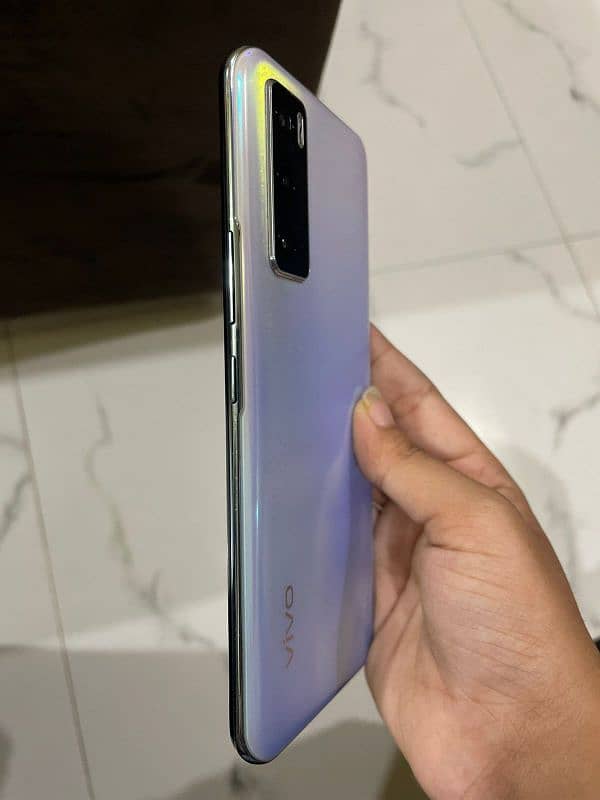 vivo v20 se 10/10 3