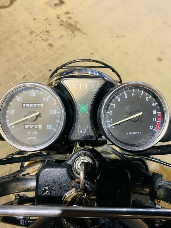 Suzuki GS 150 SE 2020 6