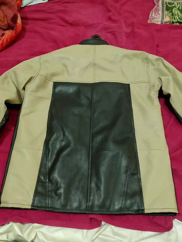 jacket ledar he new condition  he L size he 8