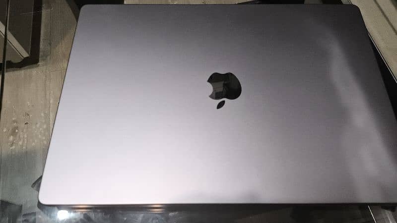 Apple MacBook Pro air i5i7 i9 M1 M2 0