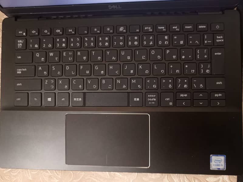 Dell latitude 3301 core I 5 8th generation 4