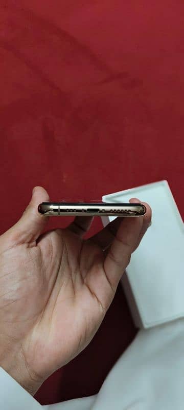 iphone XS 256 gb PTA approved 7