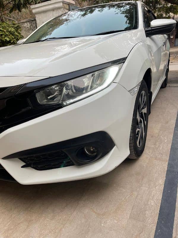 Honda Civic Turbo 1.5 2016 (0300=4558667) 1