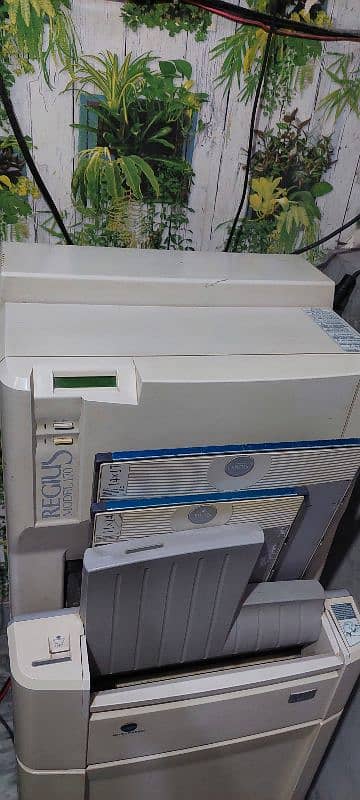 konica 170 reader along with 3 cassettes 14*17,11*14,14*14 size 0