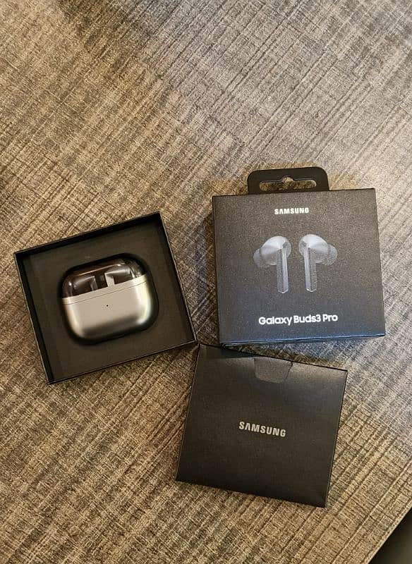 Samsung Airbuds 3pro 0