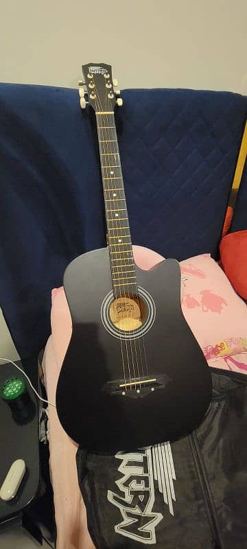 Guitar for beginners with accessories 4