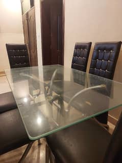 table with 6 chairs