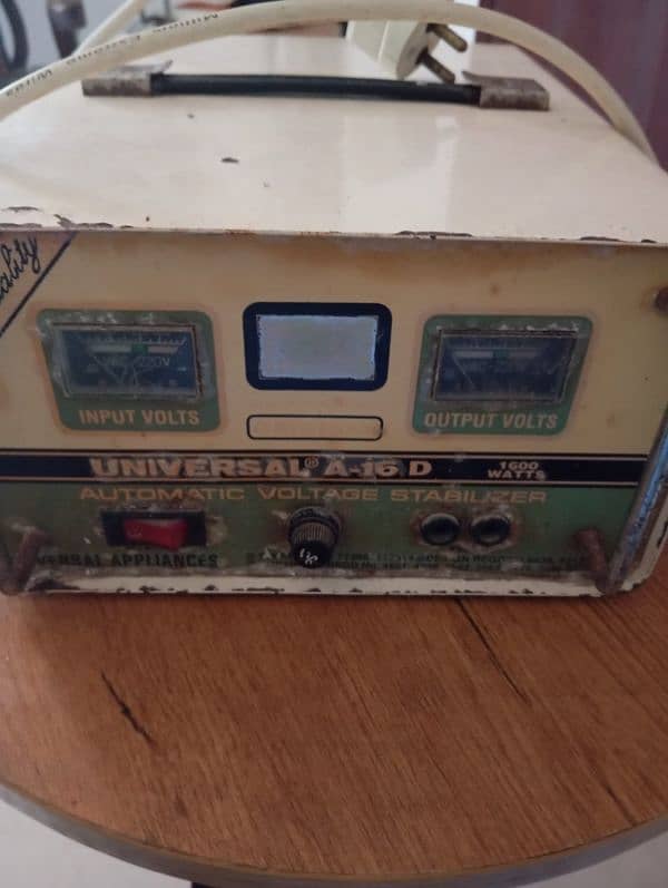 "Universal 1000 Watts Stabilizer - Best Condition - Affordable Price" 0