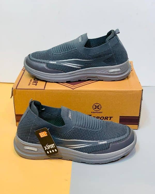 Mens lightweight Skechers pair - Perfect for everyday for wear 2