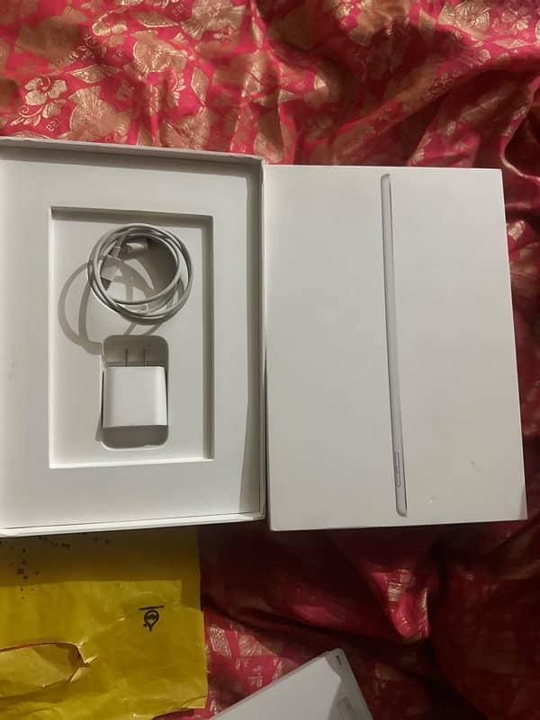 Ipad 9th Generation 64GB 5