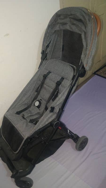 Hunter Leisure Pram for babies 1