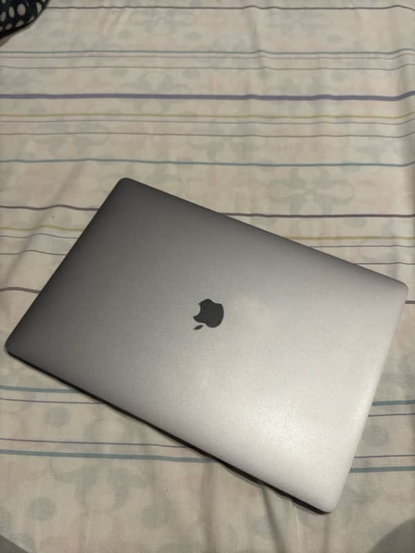 apple macbook pro 2019 16 inch top of the line model 0