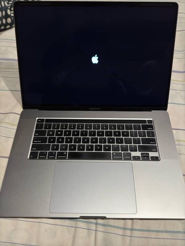 apple macbook pro 2019 16 inch top of the line model 1