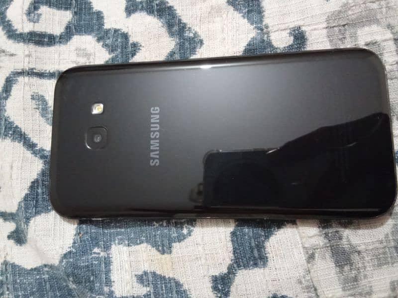 Samsung Galaxy a5 2017 1