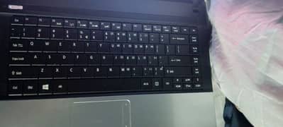 Acer Aspire e1 Good lush condition only battery issue