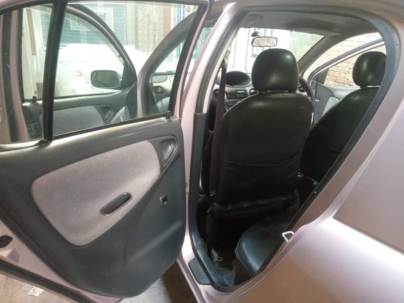 Toyota Vitz 2013 1.0 5