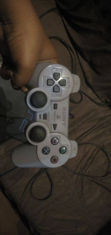 PLAY STATION 2 2