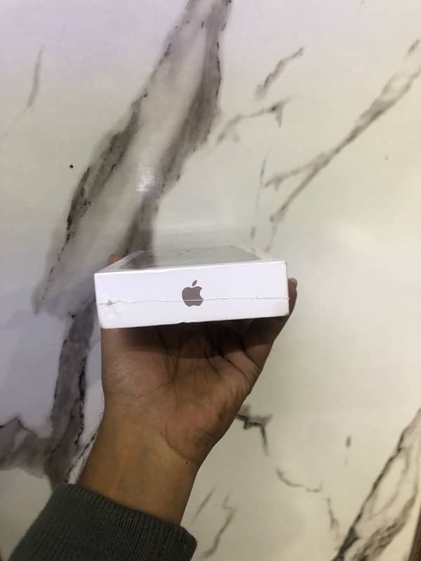 iphone 16 pro max 256 gb jv box pack 3