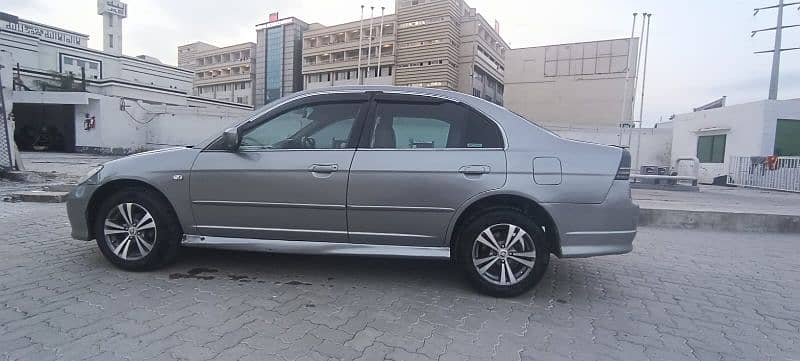 Honda Civic Oriel 2004 3