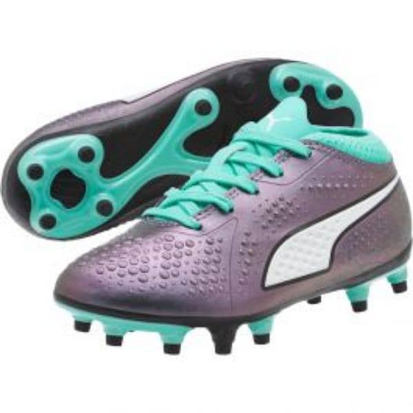 football shoes 5