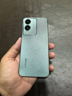 Vivo Y17 Green Colour