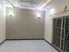 5 Marla House For Rent in Bahria Town Lahore