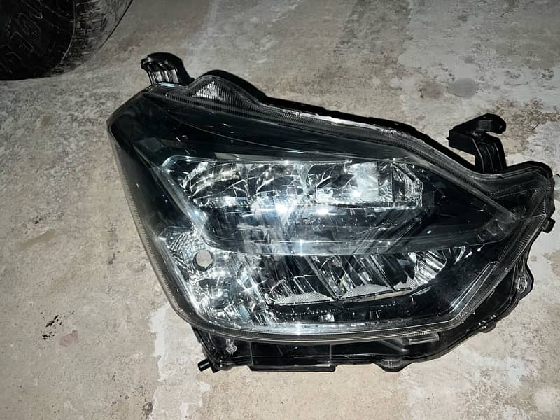 Right 2022 led head light  Mira 1