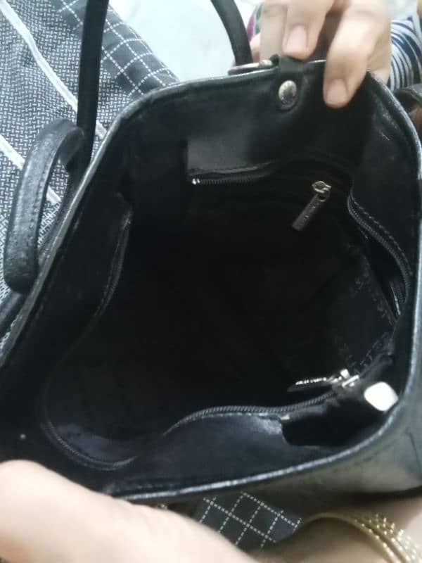 black color bag. 0