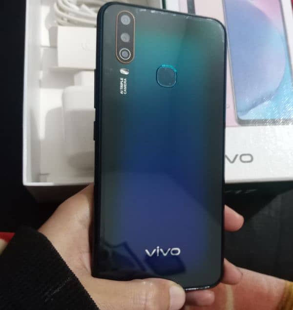 Vivo Y17 0