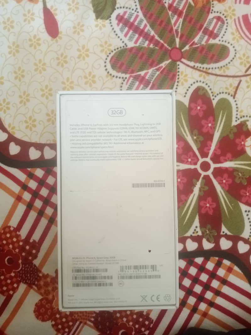 Apple iPhone 6 (With Orignal Box) 5