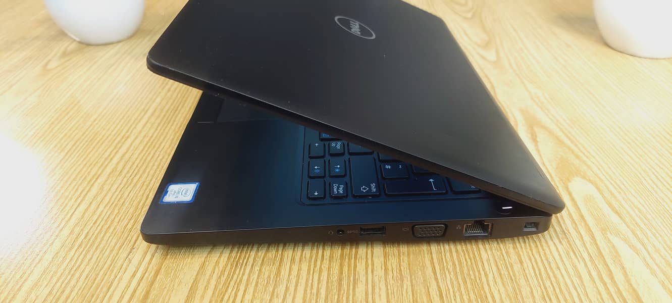 Dell Latitude I5 7 Gen 8gb/256gb New Condition 7