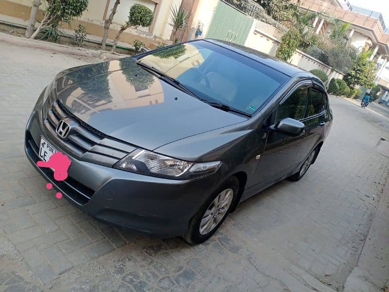 Honda City IVTEC 2013 brand new car 14