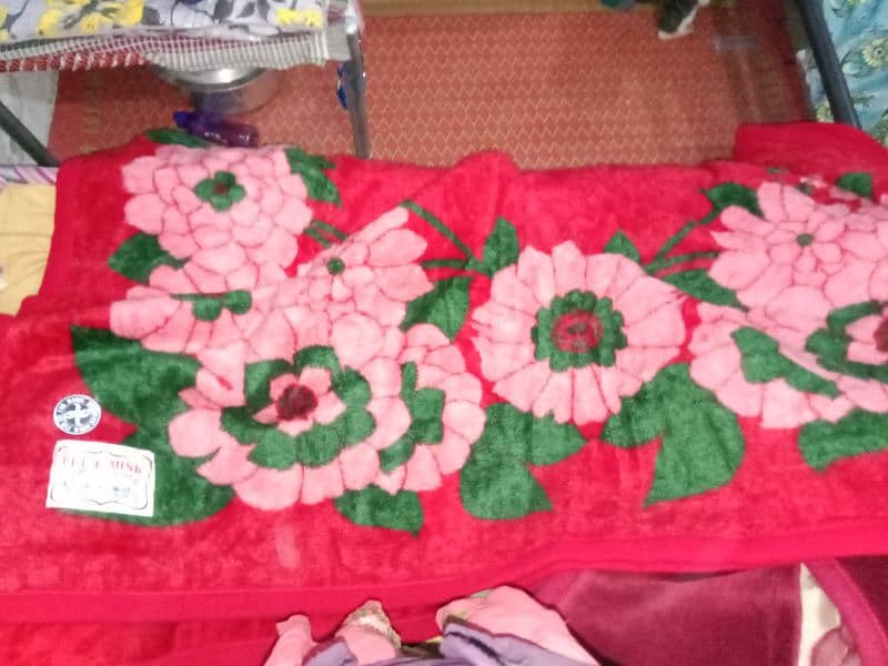 Red Blanket New Made in Korea 200×240 Double palai 4