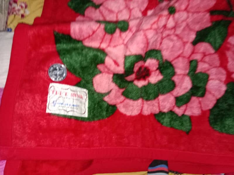 Red Blanket New Made in Korea 200×240 Double palai 5