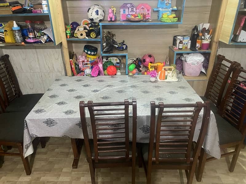 Dining Table with chairs 1