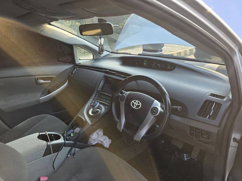 Toyota Prius 1.8 exchange possible 3