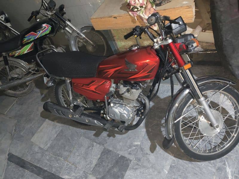 Honda 125 | 2023 Model | Lush Condition 1