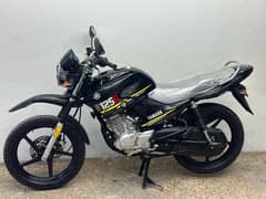 yamaha ybr125g 2022 model ( low millage )