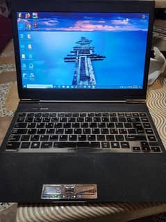 Toshiba Portege Z830,super slim,13.3 inch,i5 sec, 3hour plus battery