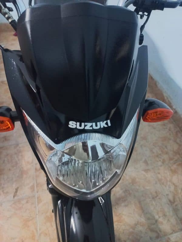 Suzuki GR 150 5