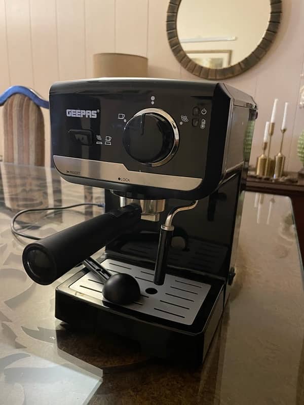 Geepas Coffee Machine | New Condition 0