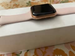 Apple Watch Series 5 Gold