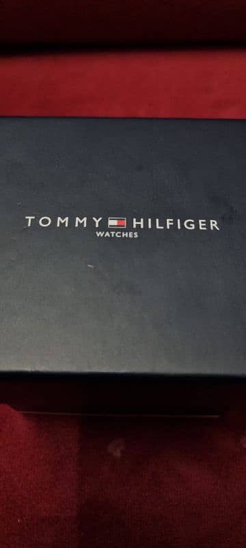 Tommy. . hilfiger 0