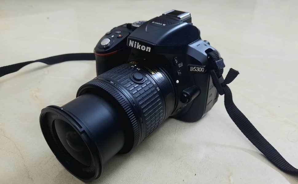 Nikon D5300 DSLR Camera with 18-55 lens 2