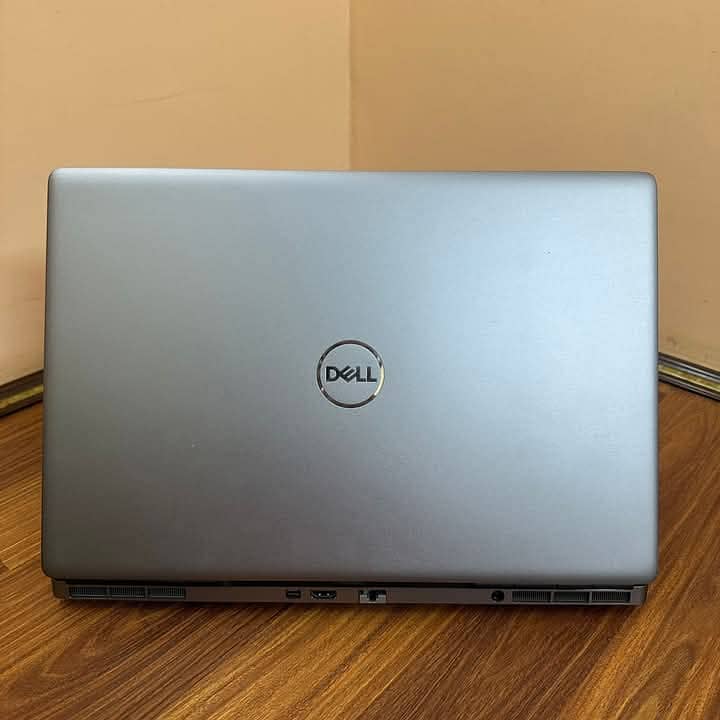 Dell Precision Work Station 1