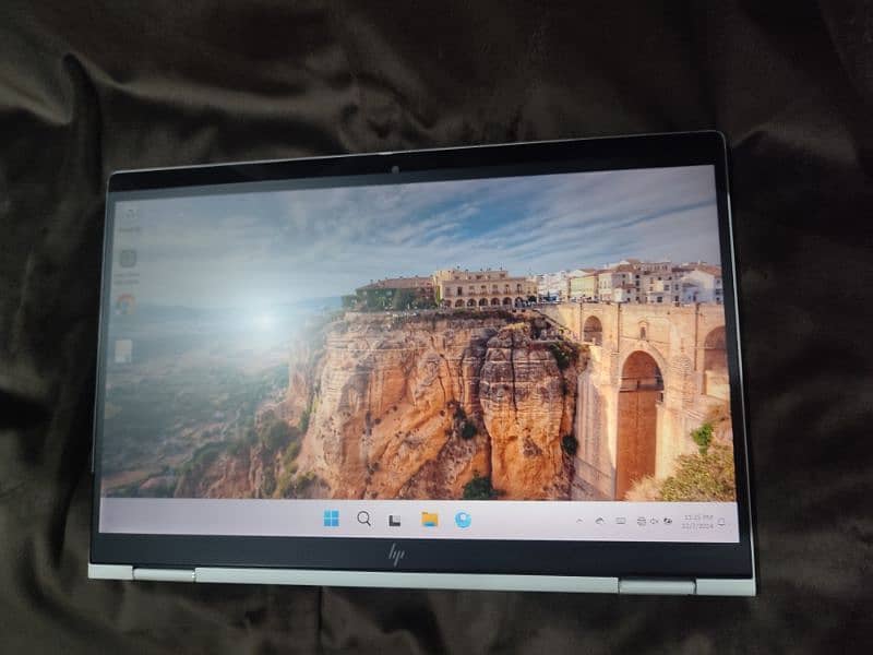 HpCore i7 8th x360 Touch Screen Elitebbok 1040g6 10